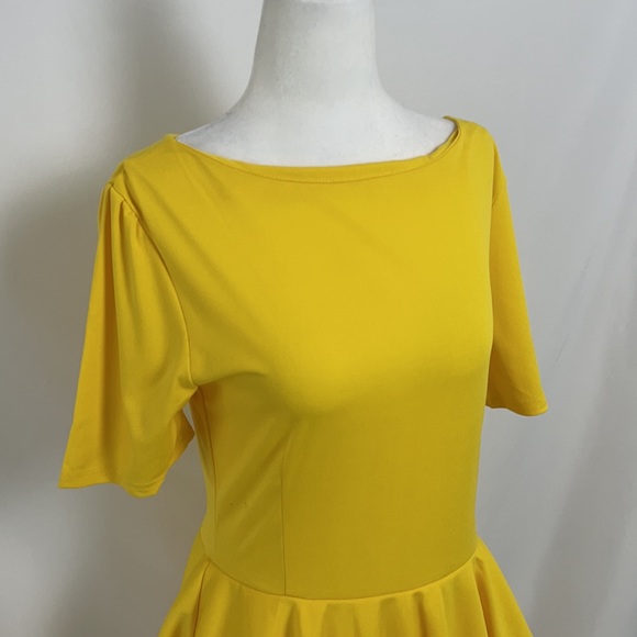 Yellow Spring Maxi Dress Size L - Picture 2 of 8